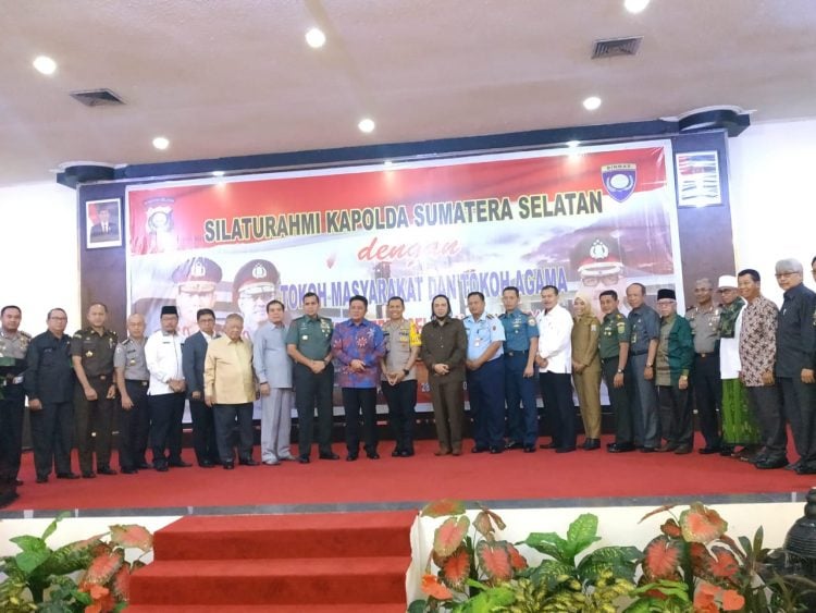 Kapolda dan Gubernur Sumsel Ingatkan Keutuhan NKRI Dalam Silahturahmi Jelang Pemilu 2019
