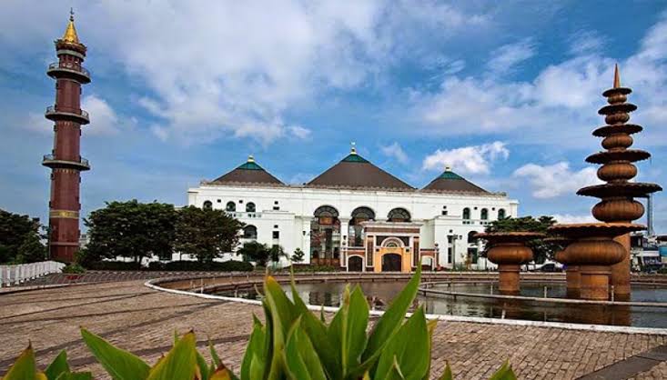 Masjid Agung Palembang , Masjid Sultan Mahmud Badaruddin Jayo Wikramo , Nama masjid agung yang baru