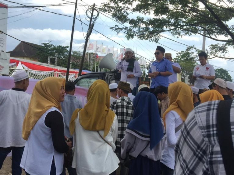 Aksi damai , KPU , Relawan pegiat demokrasi