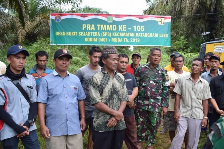 Pra TMMD, Kodim 0401/Muba Rehab Mushola dan Buka Jalan Produksi