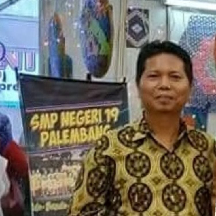 Drs. Maju Simanjuntak Mewujudkan SMPN 19 Sebagai Sekolah Yang Berkualiatas