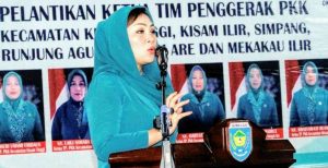 Ketua TP PKK Oku Selatan Isyana lonetasari Popo