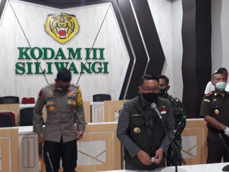 Ridwan Kamil Akan Membahas  Kesiapan Pelaksanaan Pembatasan Sosial Berskala Besar (PSBB)