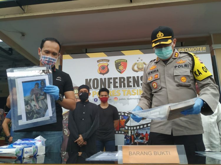 Polisi Amankan Pria Injak Al-Qur’an di Tasikmalaya