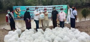 60 Ribu Bibit Ikan Masuk Danau Siarak , Jaga Kelestarian dan Ekosistem