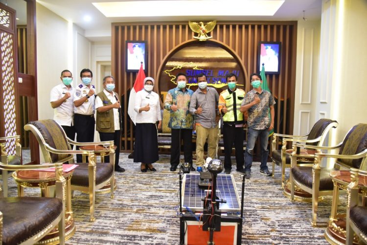 Ciptakan Drone Air USV/ Alat Pendeteksi di Atas Air, Herman Deru Apresiasi KEMAS