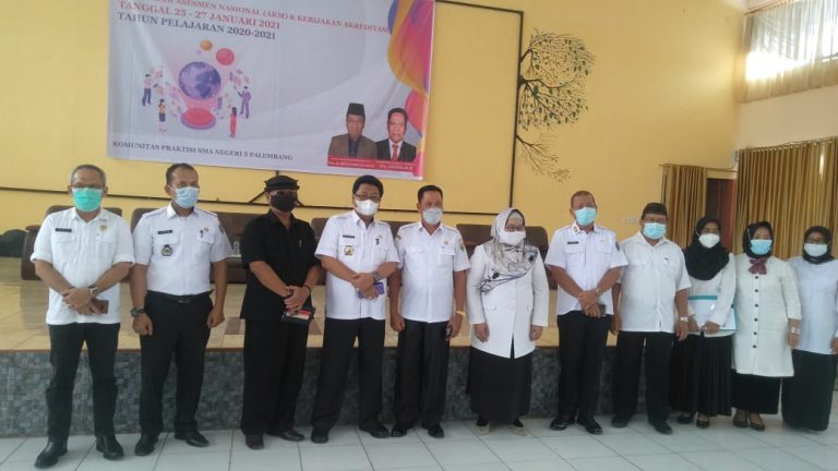 Kepala Dinas Pendidikan Provinsi Sumsel Apresiasi Kegiatan In House Training (IHT) Assesmen Nasional SMA Negeri 5 Palembang