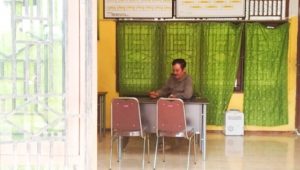 Kepala Desa Biyuku Imron Rosadi : Renovasi Kantor Desa Demi Meningkatkan Pelayanan Kepada Masyarakat
