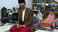 Harnojoyo jadi imam Shalat Ied. , Suasana Idul Fitri 1442 Hijriah bersama keluarga