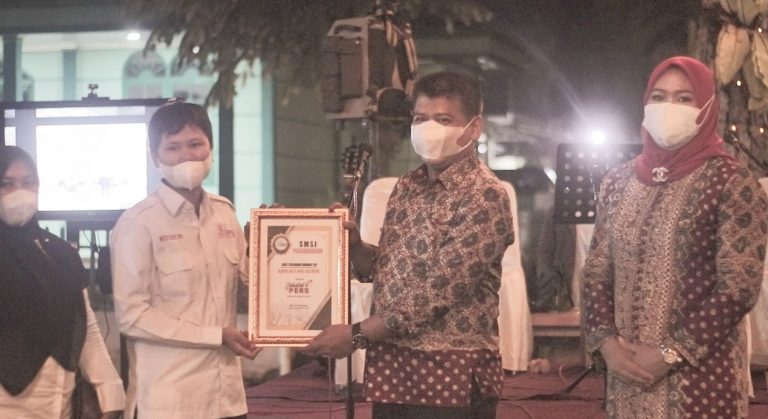 Diakhir Masajabatan Kapolres OKU Selatan Terima Penghargaan Dari SMSI