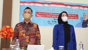 Hj Eva Susanti Perkuat Mental dan Ideologi Generasi Milenial