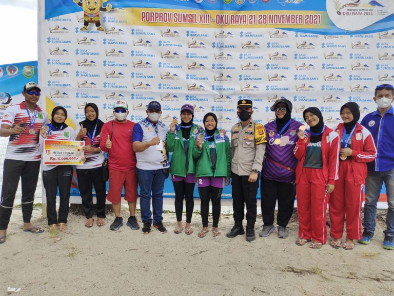 Partai Final Volly Pantai Muba dan Linggau Berbagi Emas Volly Pantai Porprov XIII