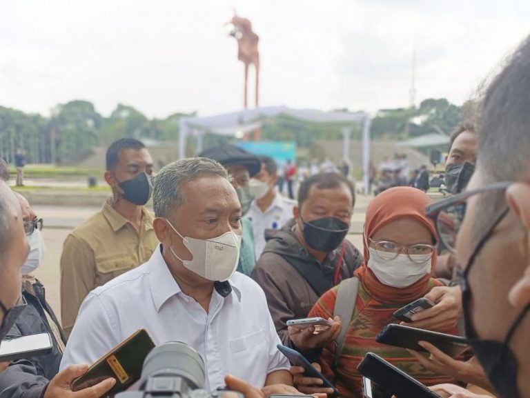 Arteria Dahlan Minta Kajati Dipecat Karena Berbahasa Sunda , Kita Ini Punya Bahasa Daerah , Yana: Tolong Dihargai