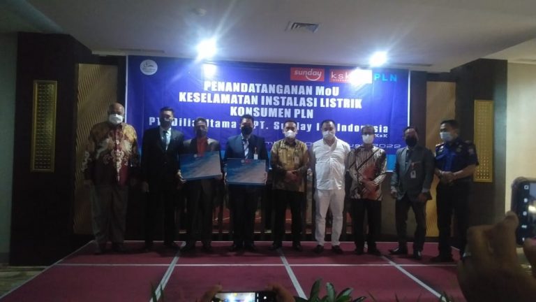 Asuransi Melindungi Petugas dan Konsumen dari Kebakaran Akibat Instalasi Listrik