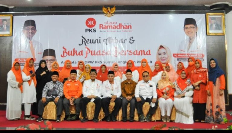 Hanya Dalam Waktu 4 Bulan Seorang Ibu Mampu Merekrut 800 Anggota , Inilah Kemampuan Kaderisasi Anggota DPW PKS Sumsel