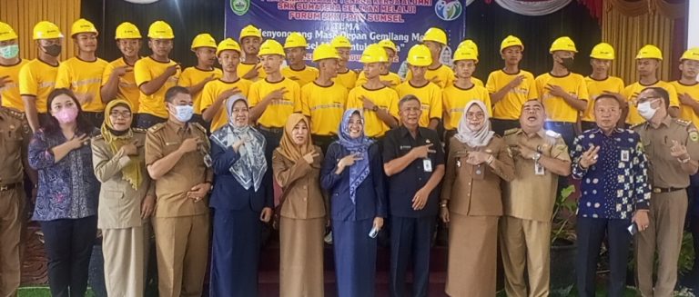 Pemberangkatan Tenaga Kerja Alumni SMK Sumsel Melalui Forum Bursa Kerja Khusus (BKK) Provinsi Sumsel