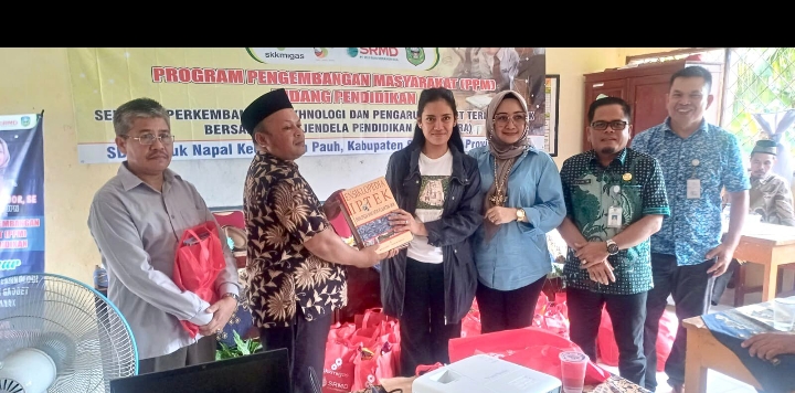 Gandeng JPN Lakukan Seminar Perkembangan Tekhnologi dan Pengaruh Gadget Bagi Anak