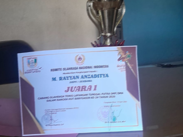 Rayyan Juara 1 Tenis Lapangan